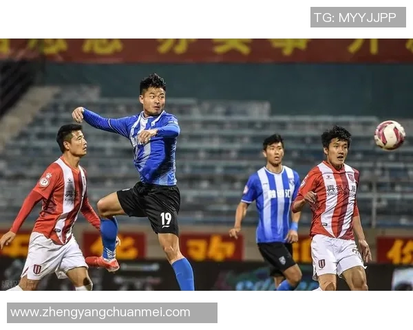 目睹足球明星风采瞬间的激动与欣喜之情