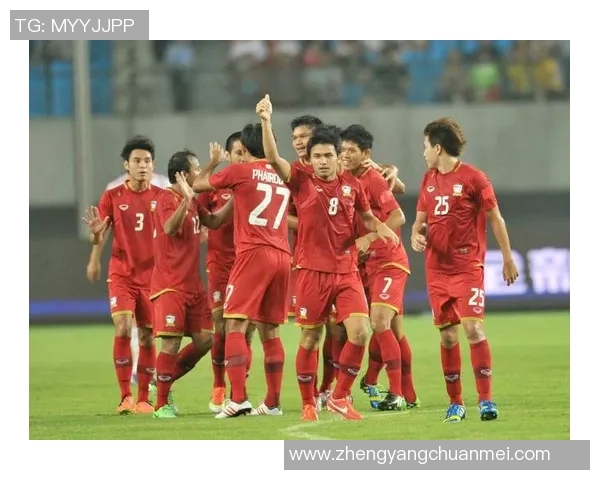 国足迎战泰国队期待逆袭展现实力争取胜利的决心与信心